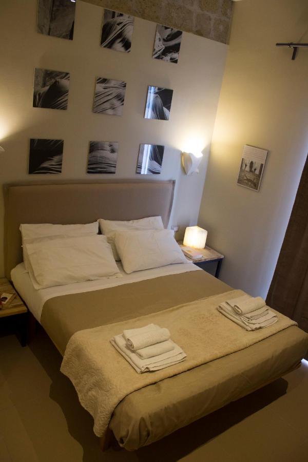 Schiara Apartment Napoli Bagian luar foto