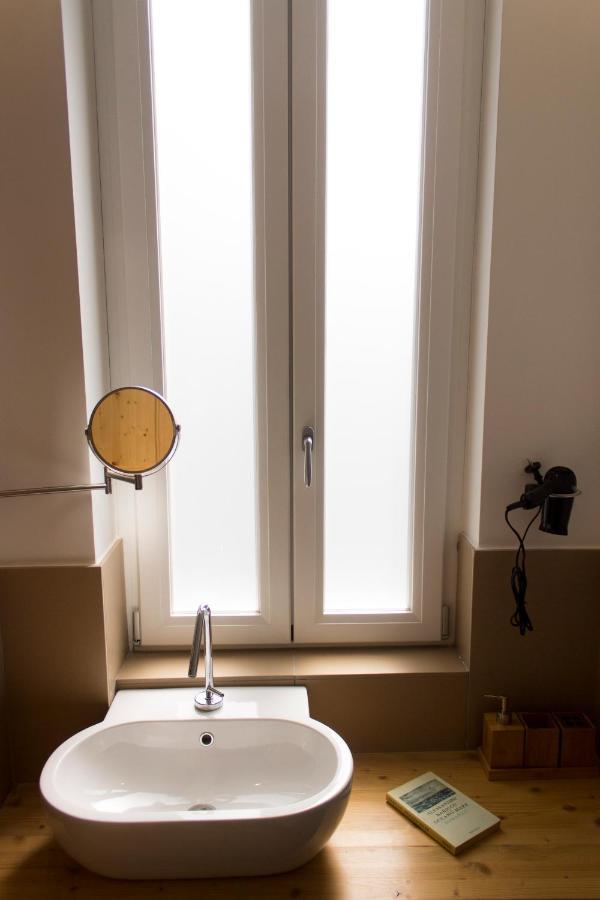 Schiara Apartment Napoli Bagian luar foto